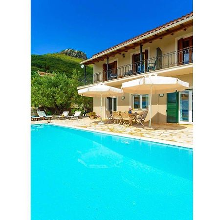 Villa Katerina Katávolos 외부 사진