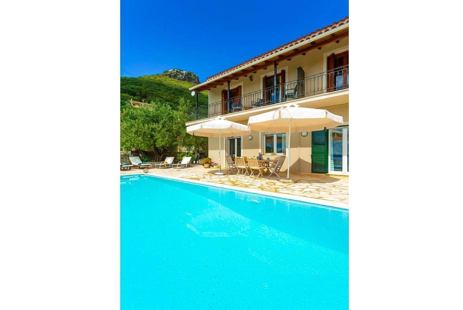 Villa Katerina Katávolos 외부 사진
